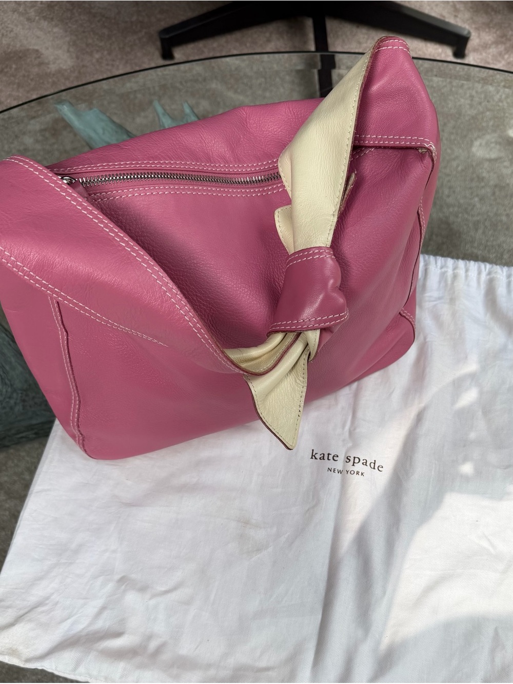 Kate Spade VINTAGE Made in Italy RARE Y2K Pink Leather Hobo Bag w/Cream Accents